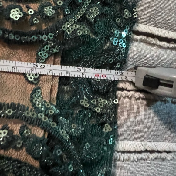 Cache Emerald Sequin Dress - Picture 13 of 14